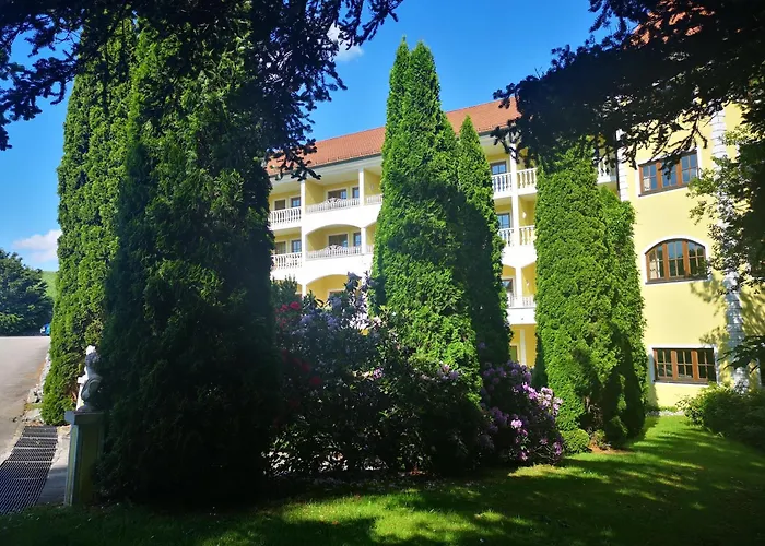 Wellnesshotel Parkschloessl Zu Thyrnau \