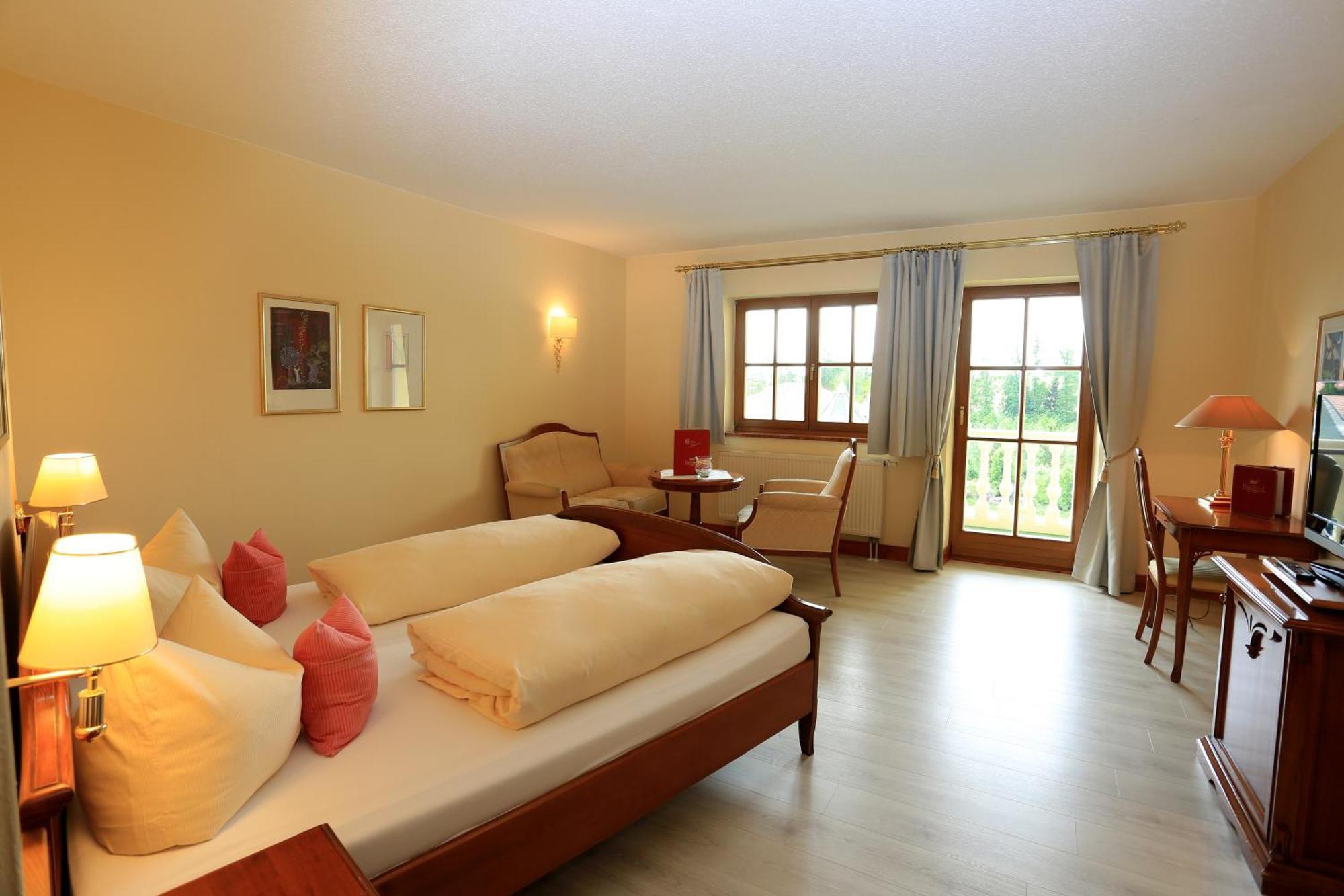 Wellnesshotel Parkschloessl Zu Ihr Adults Only Hotel Thyrnau
