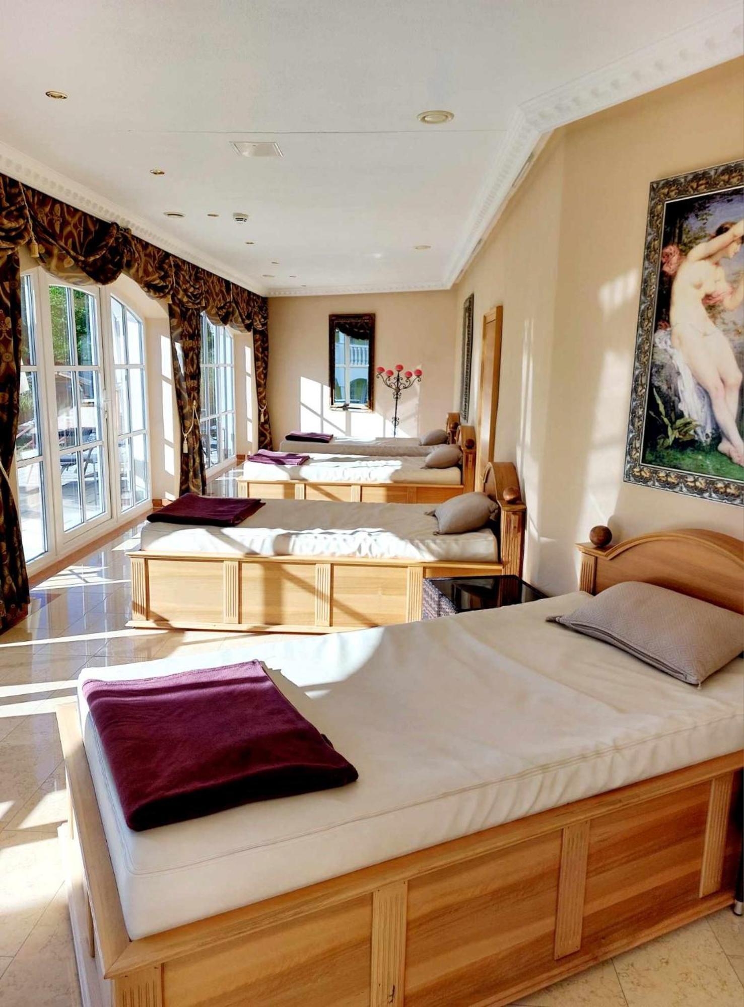 Wellnesshotel Parkschlössl Zu Thyrnau