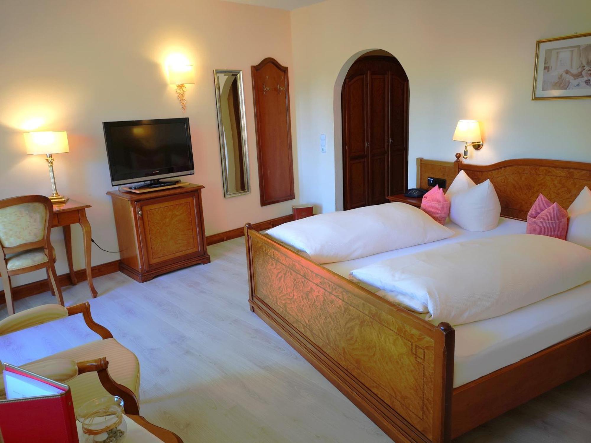 Wellnesshotel Parkschloessl Zu Ihr Adults Only Hotel Thyrnau