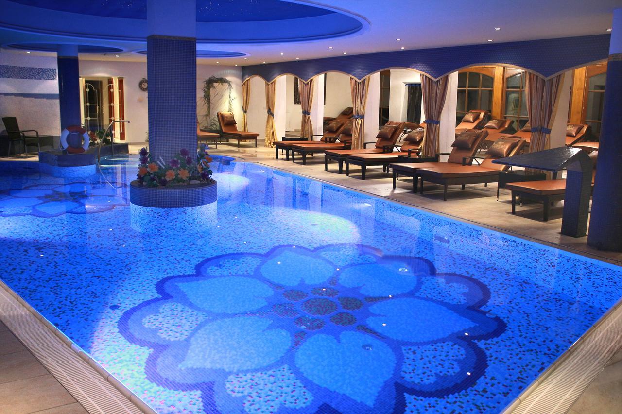 Wellnesshotel Parkschloessl Zu Ihr Adults Only Thyrnau
