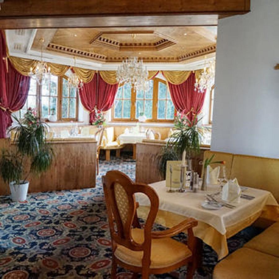 Hotel Wellnesshotel Parkschloessl Zu Ihr Adults Only 4*